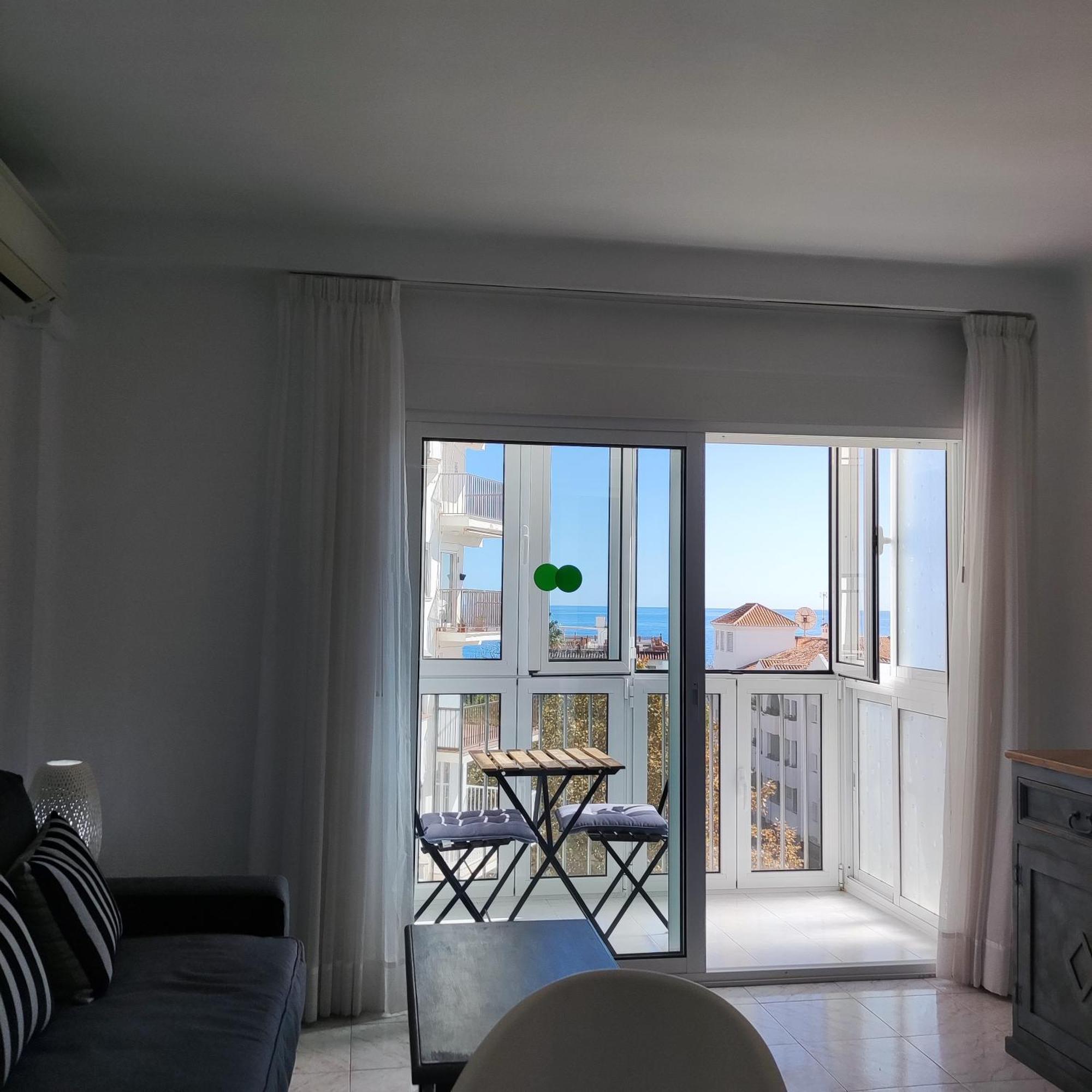 Nerja Gaviota Holidays Piscina Y Playa Exteriör bild
